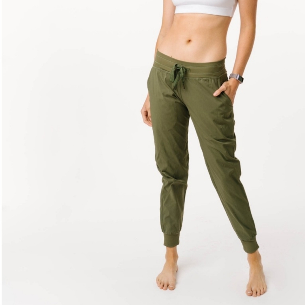 ZYIA Olive Travel Joggers